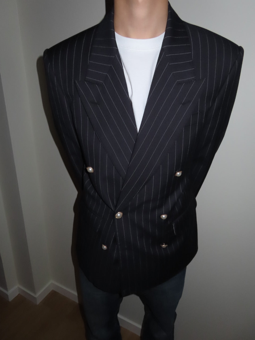 PINSTRIPE DOUBLE-BREASTED BLAZER